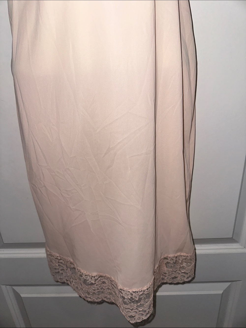 Vintage 60s Formfit Rogers light pink full slip with lace bodice & hem‎ - Picture 3 of 9